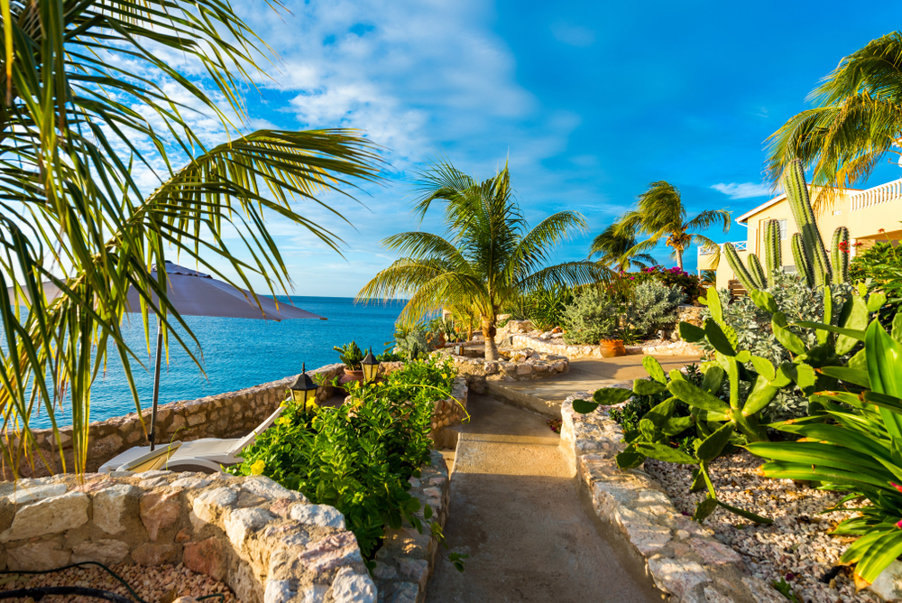 Travel to Curaçao: A Guide to the First-Time Traveler